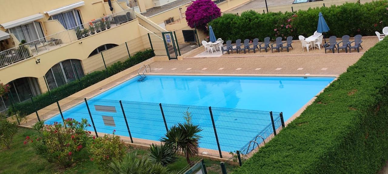 Appartement T2 Avec Piscine, Proche De La Plage Et Du Port Gruissan Exteriör bild